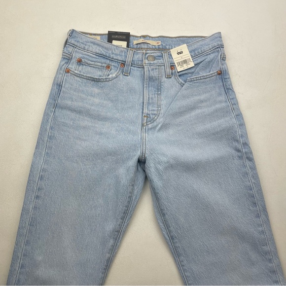 NWT Levi’s High Waist Butt Rip wedgie fit Jeans - Picture 2 of 5